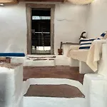 Casa * Santa Catarina da Fonte do Bispo